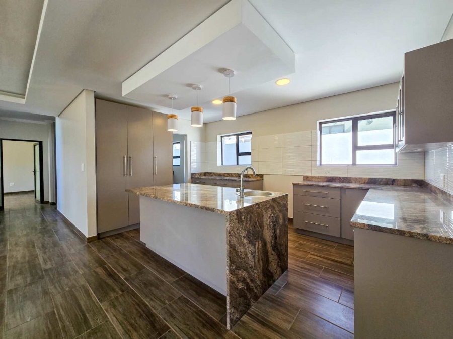 3 Bedroom Property for Sale in Stilbaai Wes Western Cape